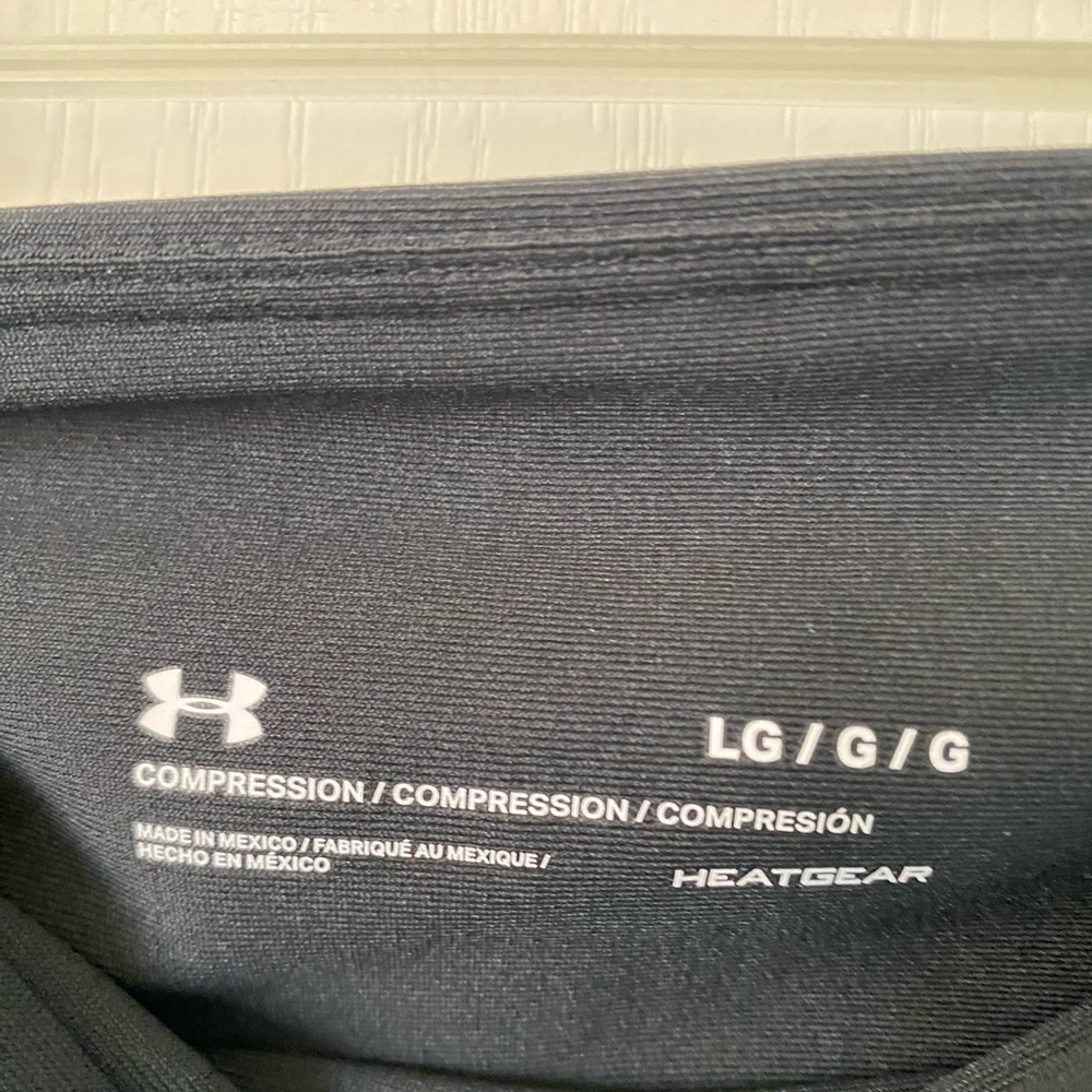Women’s UnderArmour Heatgear tights size-L - Picture 3 of 6